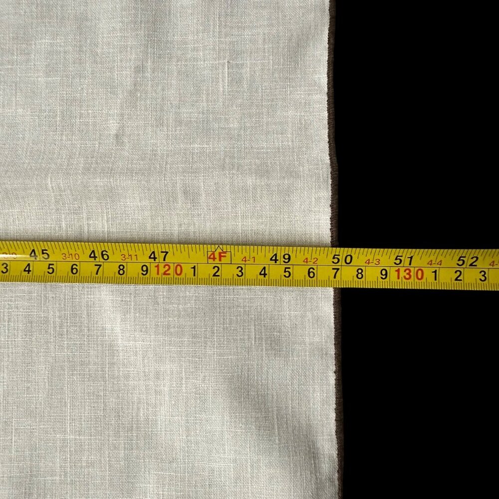 Vintage Oval Tablecloth 1970s Cream Embroidered Strawberry Patches Red Yellow - Picture 6 of 7